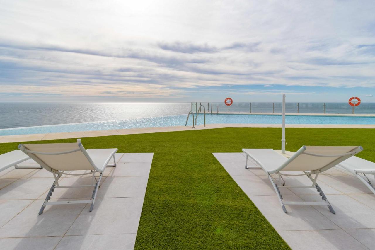 Bayview Hills, Luxury 2 Bedroom Apartamento